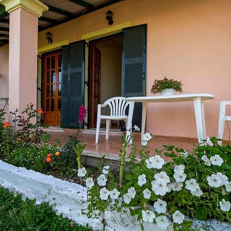 Tzoras‌ ‌Apartments‌ ‌Roda‌ ‌Corfu‌ Litheres Εξωτερικό φωτογραφία