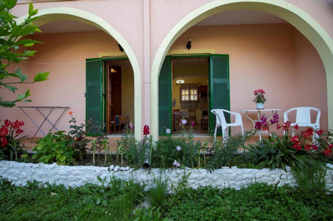 Tzoras‌ ‌Apartments‌ ‌Roda‌ ‌Corfu‌ Litheres Εξωτερικό φωτογραφία