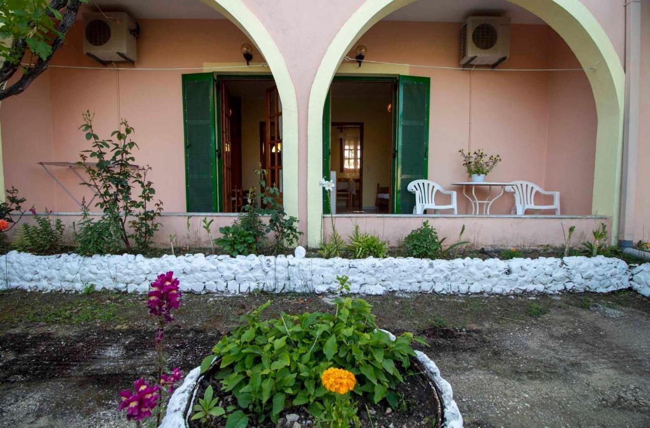Tzoras‌ ‌Apartments‌ ‌Roda‌ ‌Corfu‌ Litheres Εξωτερικό φωτογραφία
